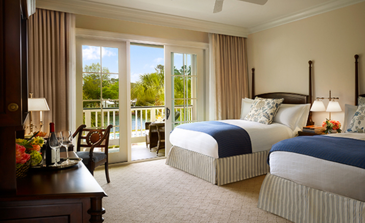 Lagoon Guest House Double Queen Room